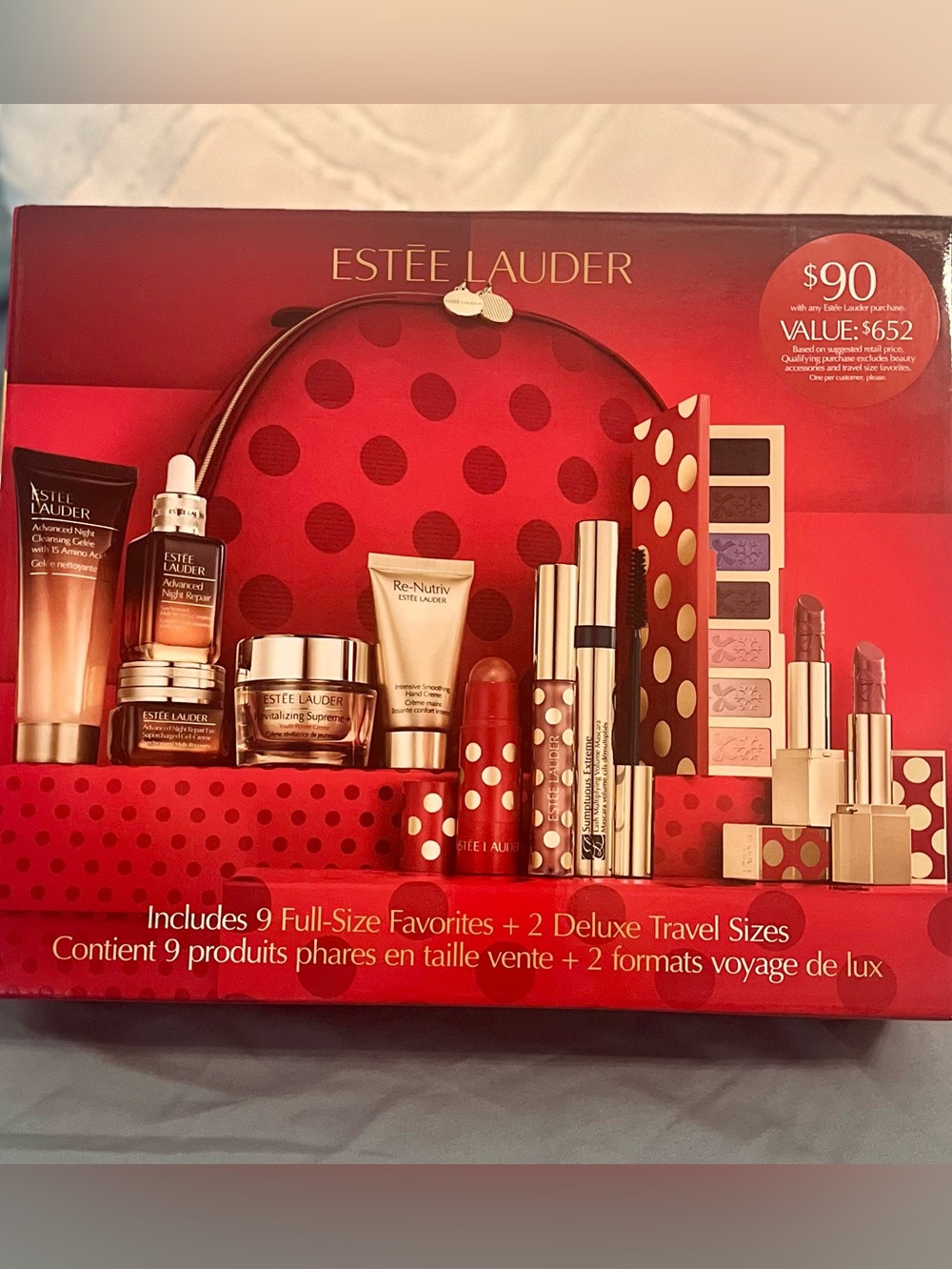 NEW $652 if bought separately Estee Lauder Holiday Gift Set - Full size products